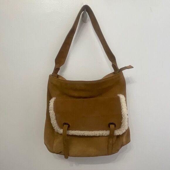 UGG Heritage Tan Suede Hobo Shoulder Bag Sherpa trim - Picture 3 of 16
